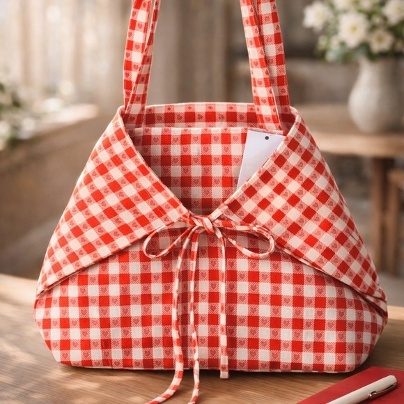 Handbags - Red Checkered Tote Bag